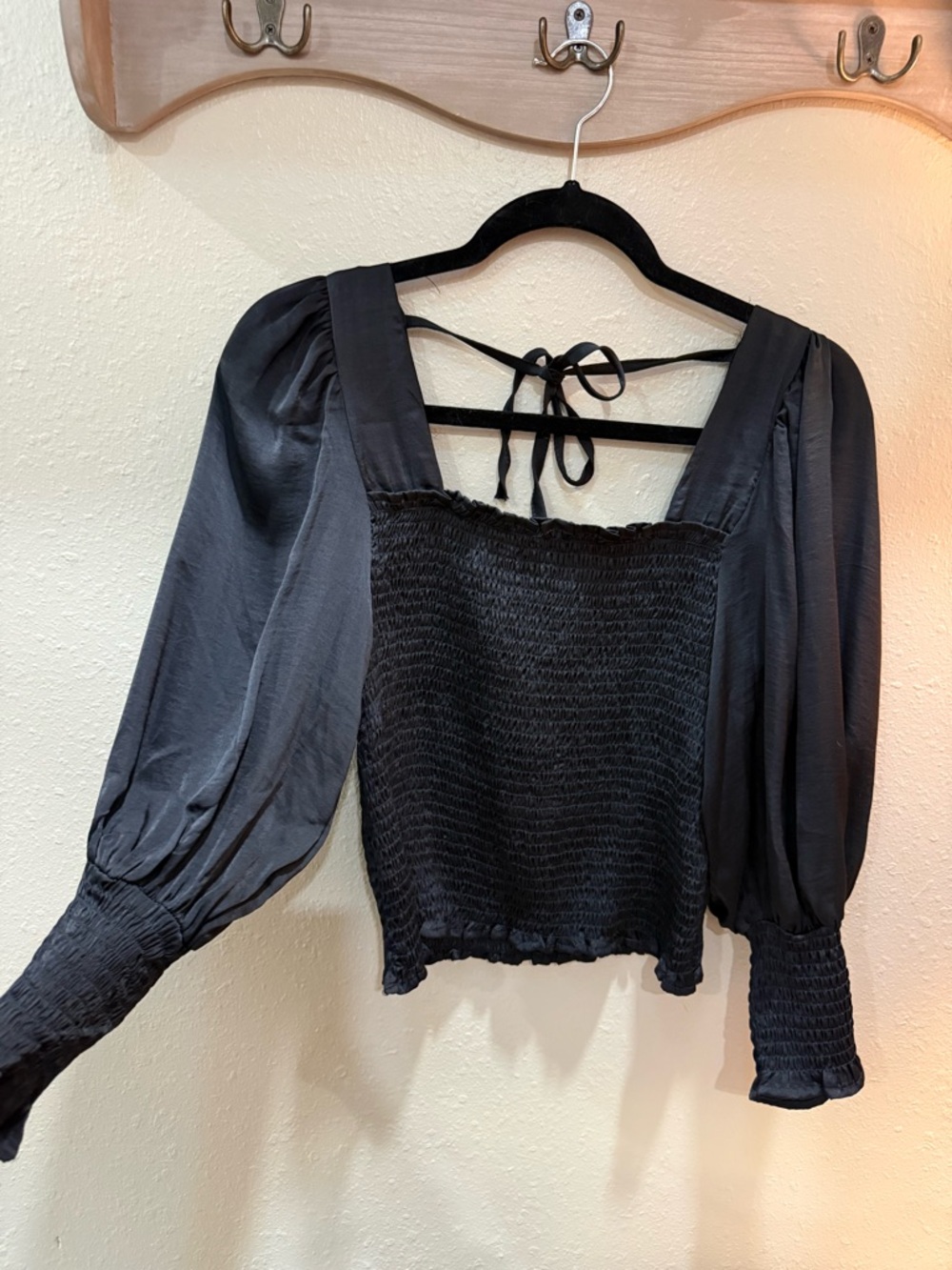 She + Sky Black Smocked Square-Neck Puff Sleeve Crop Top
